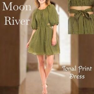 MOON RIVER Tonal Plaid Print Open Waist w/Tie Puff Sleeve MiniDress/NWT-Lg